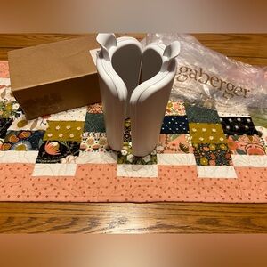 Longaberger Beverage Tote Chilling Pack
(Set of 2) 🍾